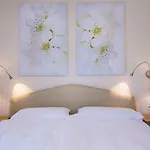 Ξενοδοχείο Delta - Parkhotel Delta 4*