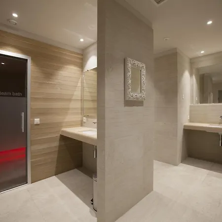 Otel Delta House 4*